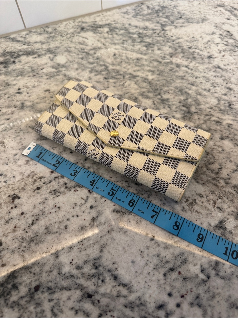 Wallet - Picture 2 of 9